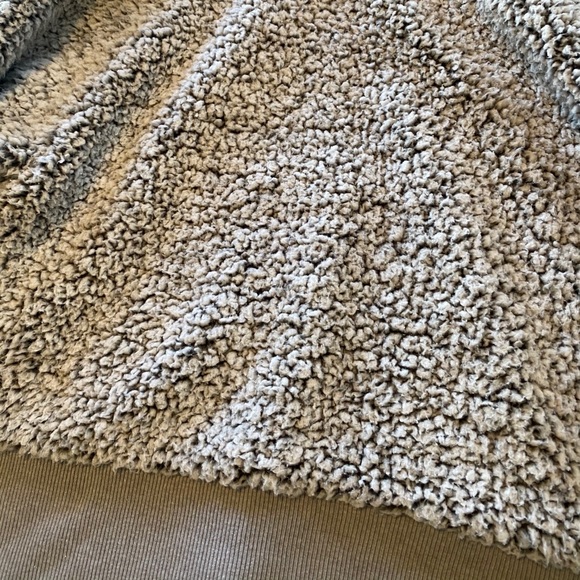 NWOT VS PINK Cropped Sherpa Half Zip - Picture 7 of 10